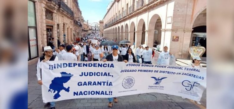 ‘México, despierta, somos tu defensa’ la consigna de defensa del PJF en Zacatecas