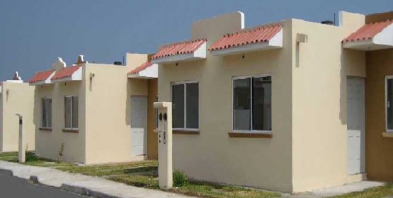 Zacatecanos no pueden adquirir una vivienda por bajos salarios