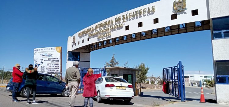 Siguen las pláticas; rector y SPAUAZ se reúnen