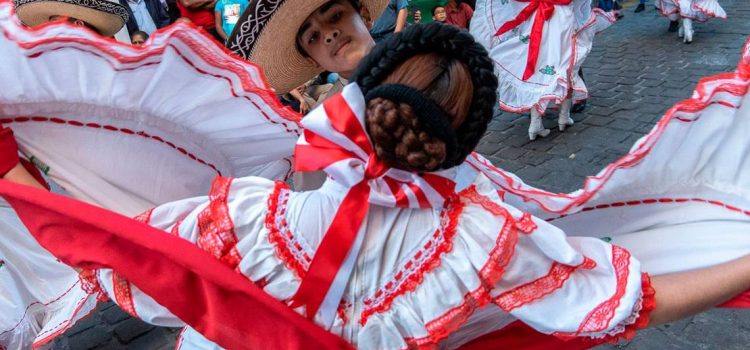 Celebran el Día Internacional de la Danza