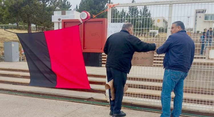 Hay acuerdos y regresarán a clases las Prepas Estatales