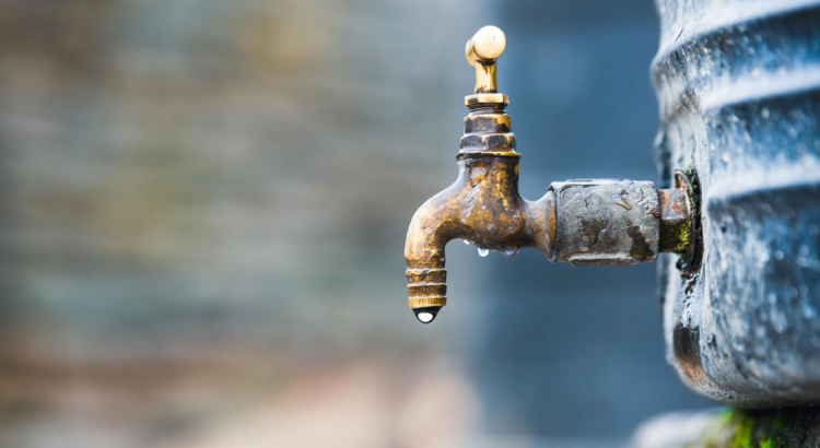 Se quedan sin agua 37 colonias por falla eléctrica