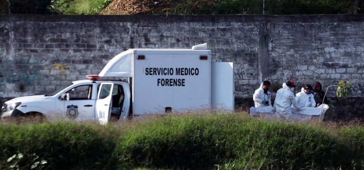 Remueven a dos funcionarios por “retardar” la entrega del cuerpo