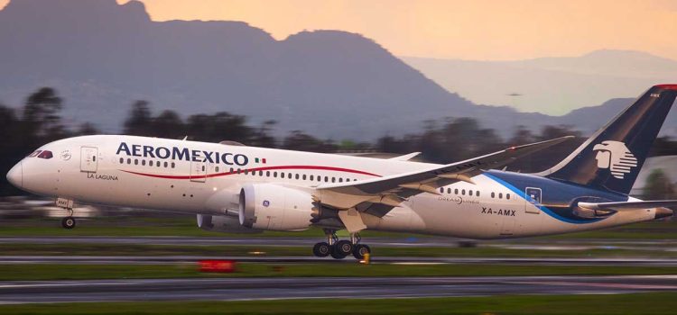 Falla técnica en un avión de Aeroméxico provoca aterrizaje de emergencia Falla técnica en un avión de Aeroméxico provoca aterrizaje de emergencia