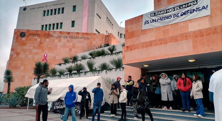 Mantienen el paro de labores del Poder Judicial
