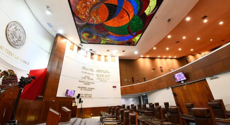 Congreso avala la desaparición de siete órganos autónomos