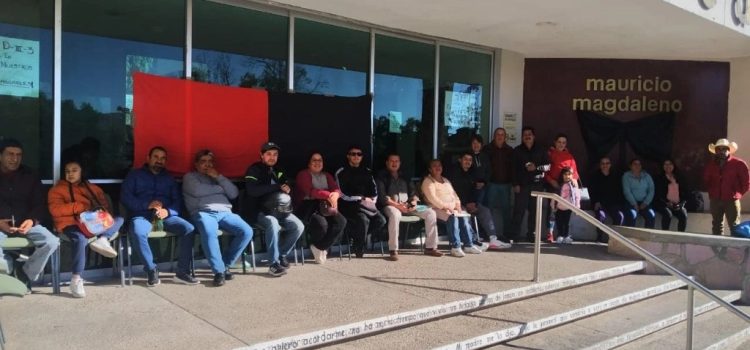 Sindicatos rechazan propuesta del Gobierno; y continuará paro en las escuelas