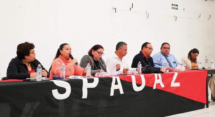 Rector no llega y se aplaza diálogo para evitar la huelga en la UAZ