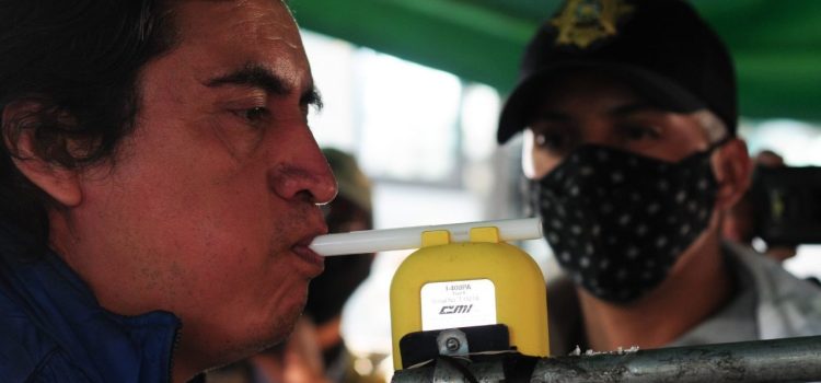 Hasta 27 mil pesos de multa por conducir ebrio