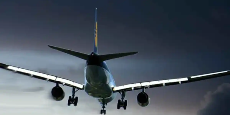 Piloto regresó a mitad del vuelo transoceánico … había olvidado su pasaporte