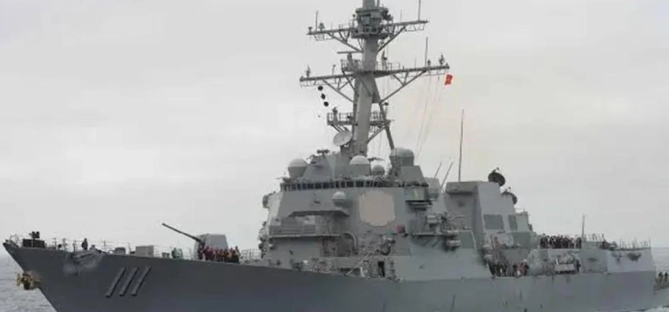 Despliega Estados Unidos otro buque destructor para reforzar la seguridad fronteriza