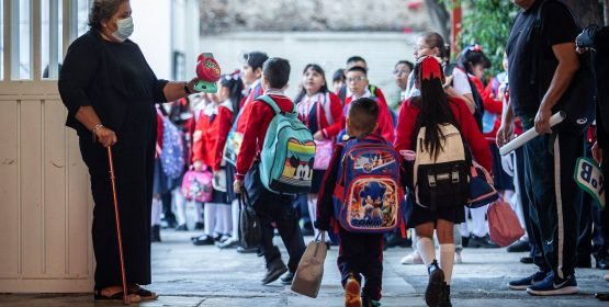 Regresaron a clases más de 344 mil estudiantes de educación básica