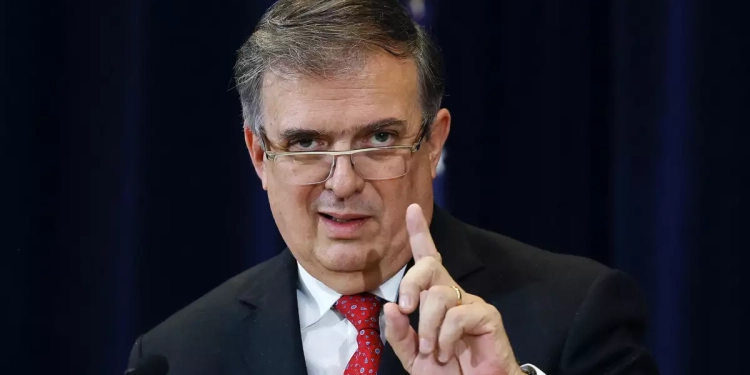 Descarta Ebrard que Honda se vaya de México