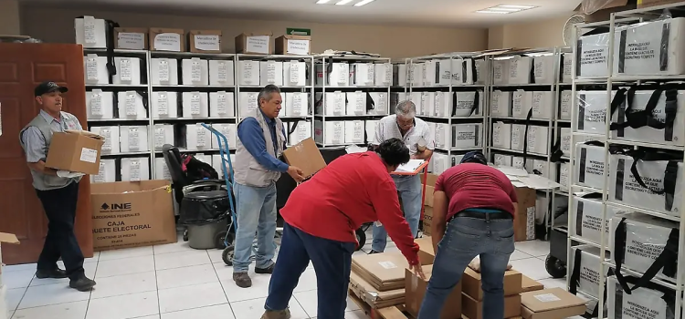 Llegan 7 millones 870 mil de boletas para la elección extraordinaria Llegan 7 millones 870 mil de boletas para la elección extraordinaria