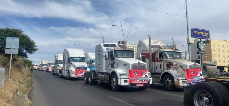 Transportistas amenazan con bloquear minas
