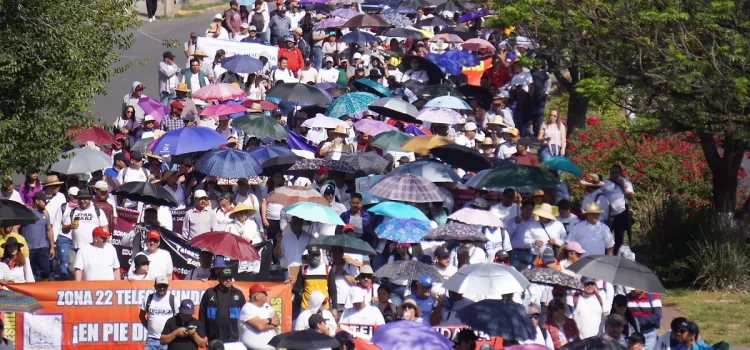 35 mil estudiantes se ven afectados por el paro indefinido de maestros de telesecundarias