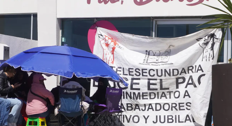 Telesecundarias se van a paro