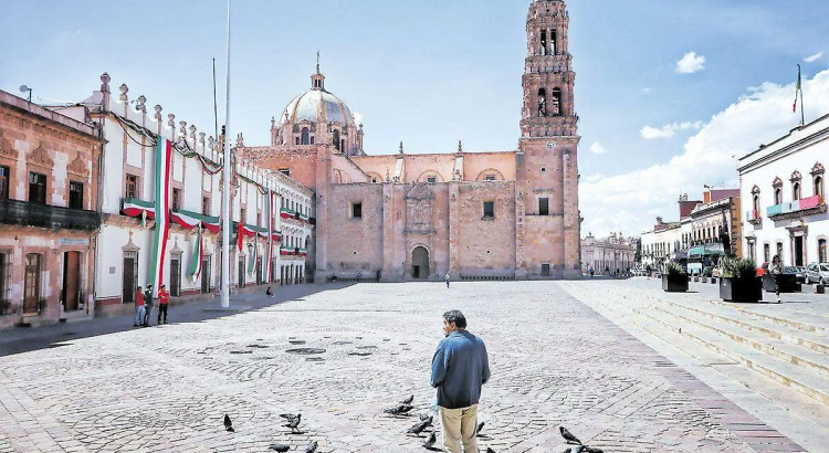 Advierte riesgo de colapso en Plaza de Armas