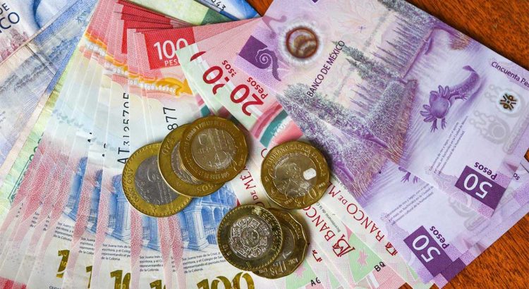 Aumentan salario de trabajadores estatales