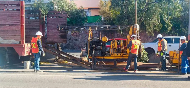 Realizan los trabajos de restauración del bulevar metropolitano Realizan los trabajos de restauración del bulevar metropolitano