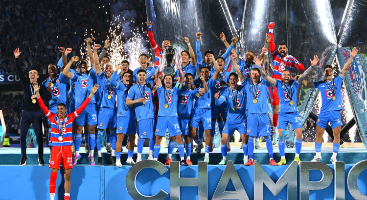 Cruz Azul “aplastó” a Vancouver y es campeón de la Concachampions