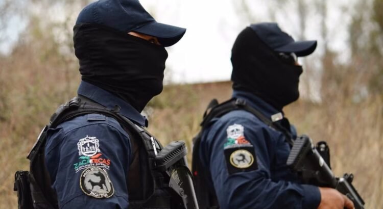 Atacan con explosivos a policías en Villanueva