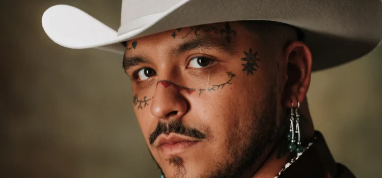 Christian Nodal deberá comparecer ante la justicia por presunto uso de documento falso