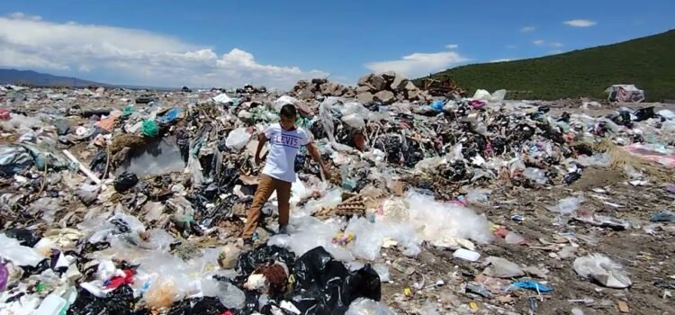 Reconoce Jerez que basurero municipal incumple norma ambiental de Semarnat