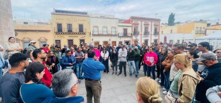 SUTUTEZ y Sección 58 del SNTE se manifiestan en el Congreso SUTUTEZ y Sección 58 del SNTE se manifiestan en el Congreso