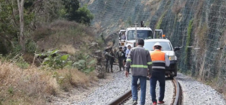 Investiga FGR causas del descarrilamiento del Tren del Corredor Interoceánico