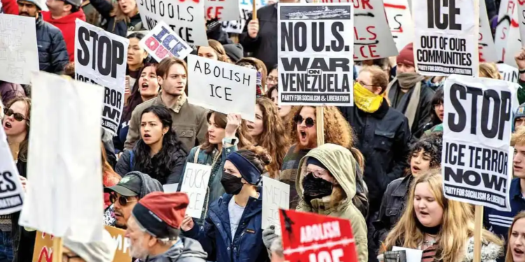 Exigen la salida del ICE Exigen la salida del ICE