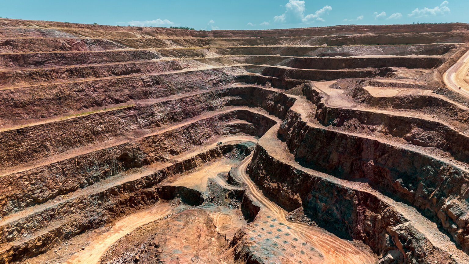Reportan paro y bloqueo en la mina Camino Rojo; Orla Mining